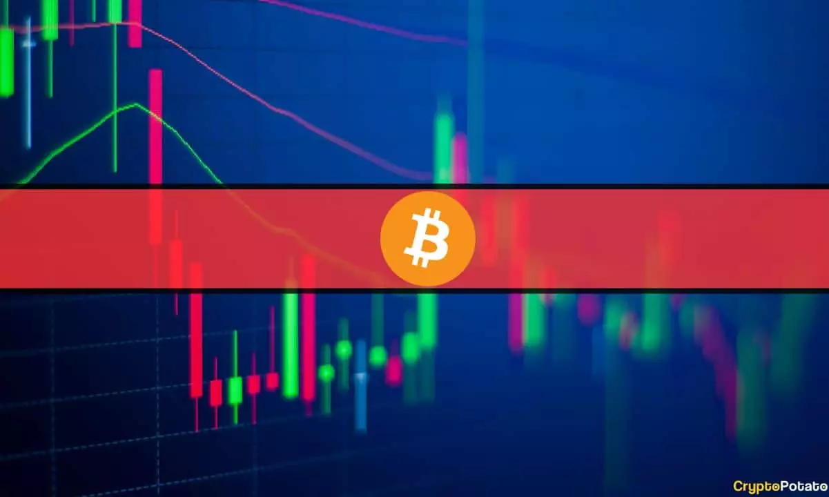 Bitcoin Loses Momentum as Altcoins Dive, ICP Surges 40%