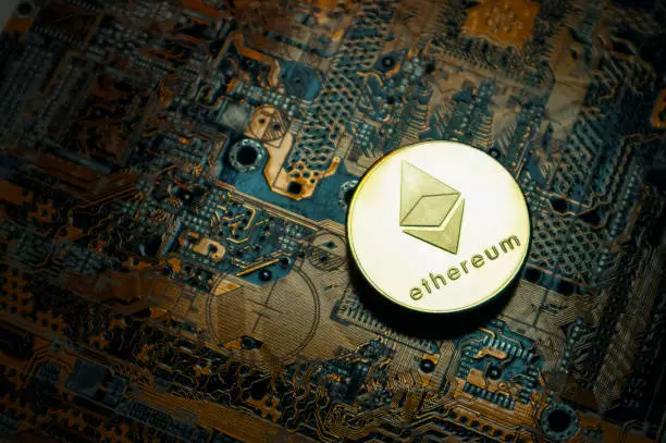 The Unrealized Potential of Ethereum’s Institutional Turnaround: A Double-Edged Sword