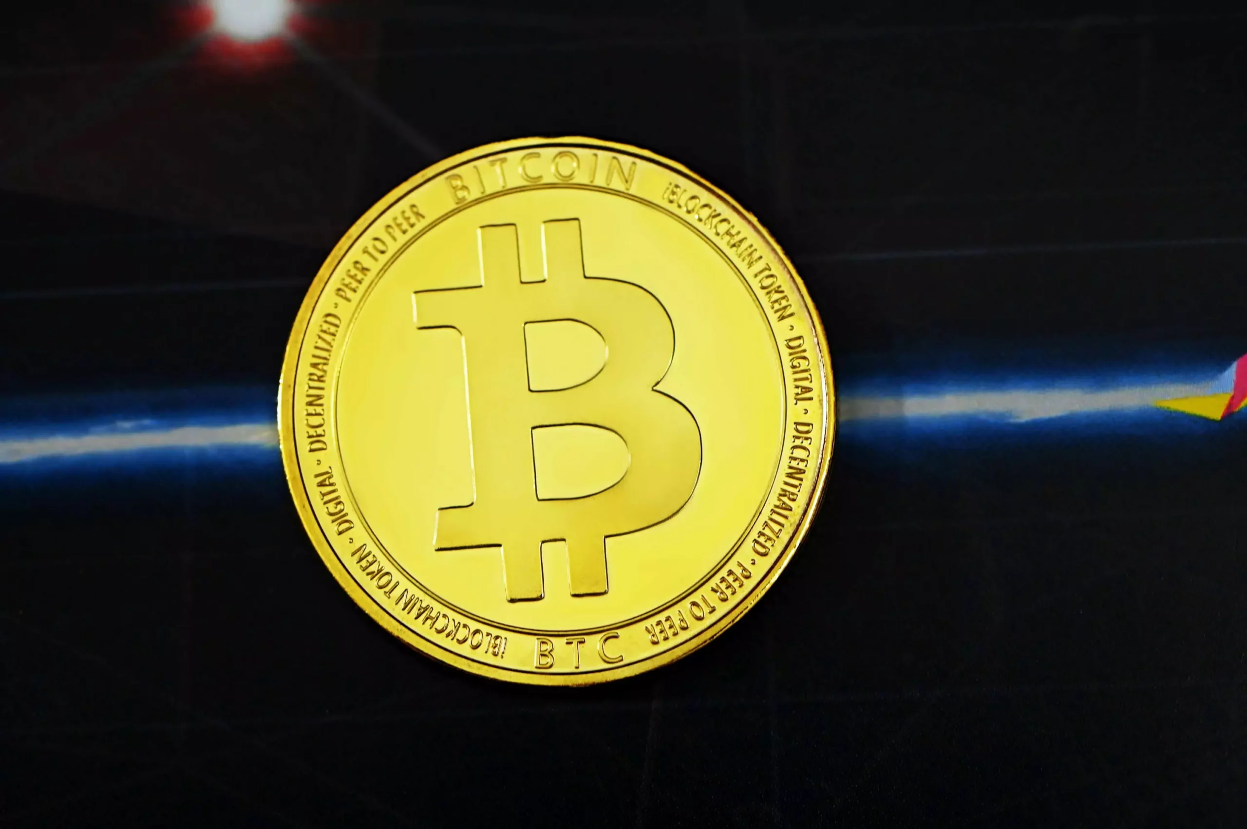 Unveiling the Disparity: How Bitcoin’s Bullish Rise Masks a Deeper Corporate Crisis